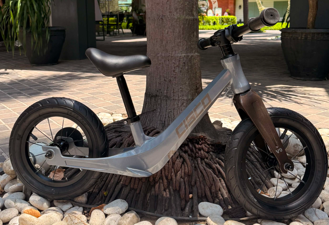 Cisco Push Bike V9 12" Magnesium Alloy