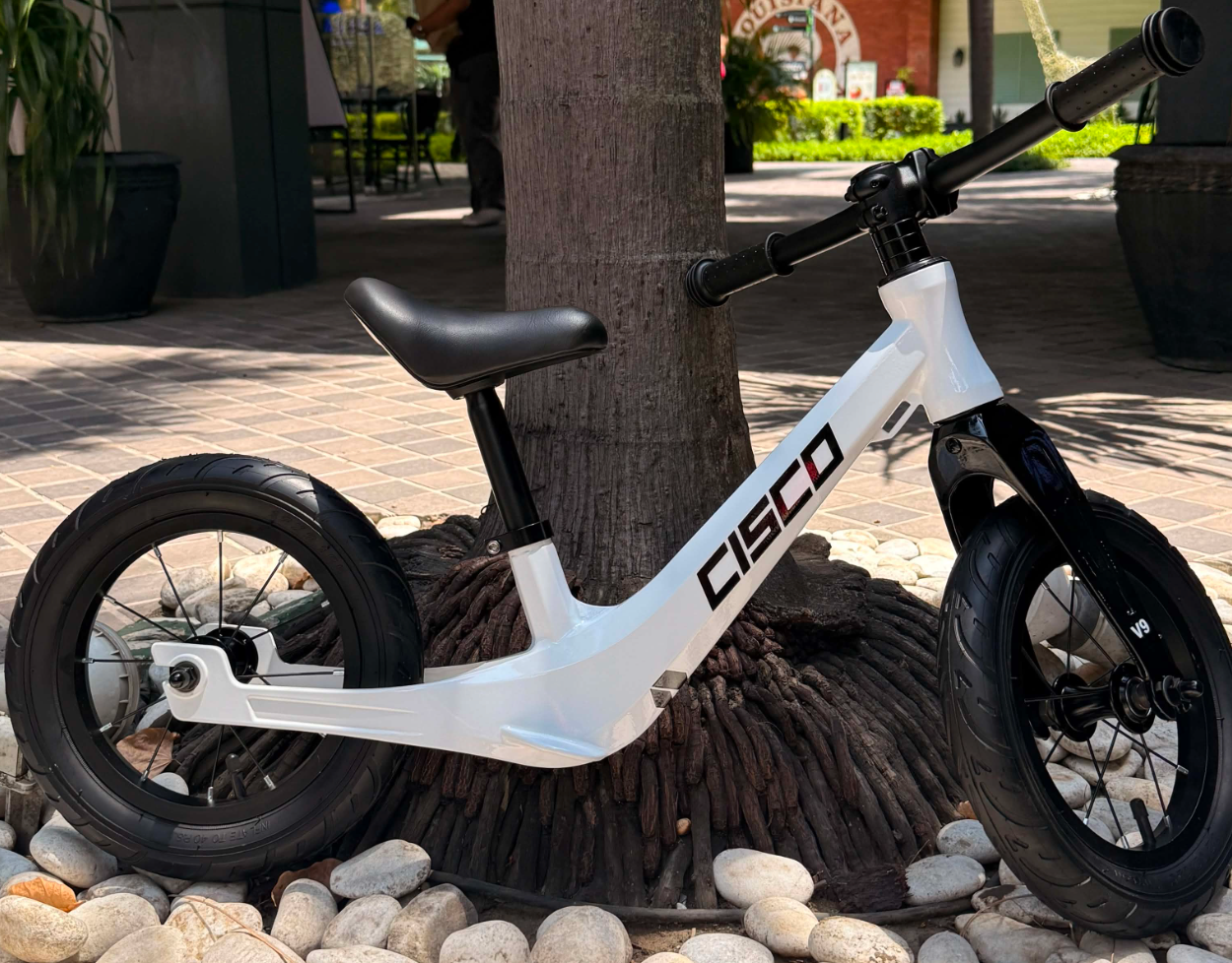 Cisco Push Bike V9 12" Magnesium Alloy